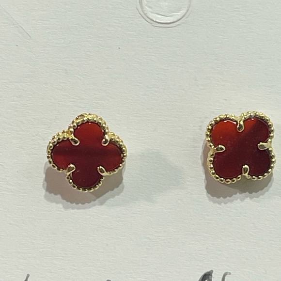 18 K Red Clover Earrings  from Dubai - Picture 4 of 7